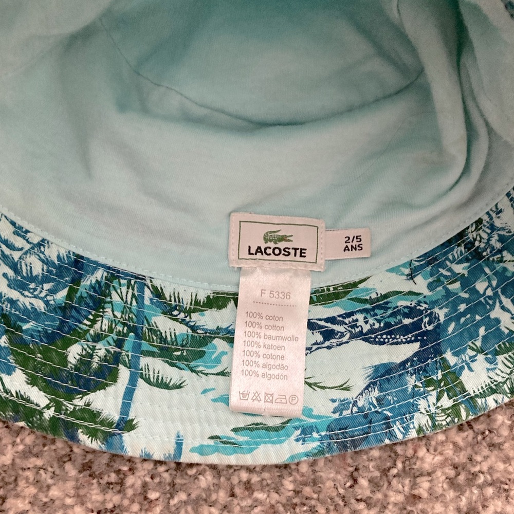 Lacoste bucket hat size 2/5